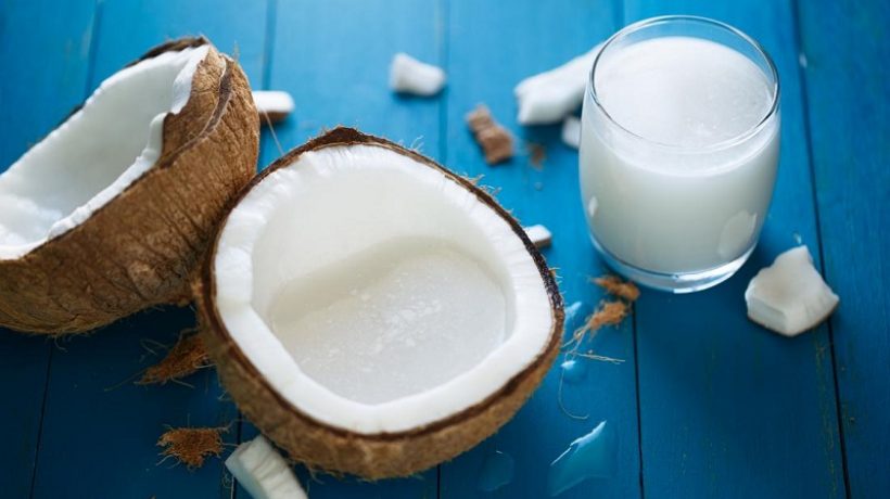 Benefits and uses of coconut milk