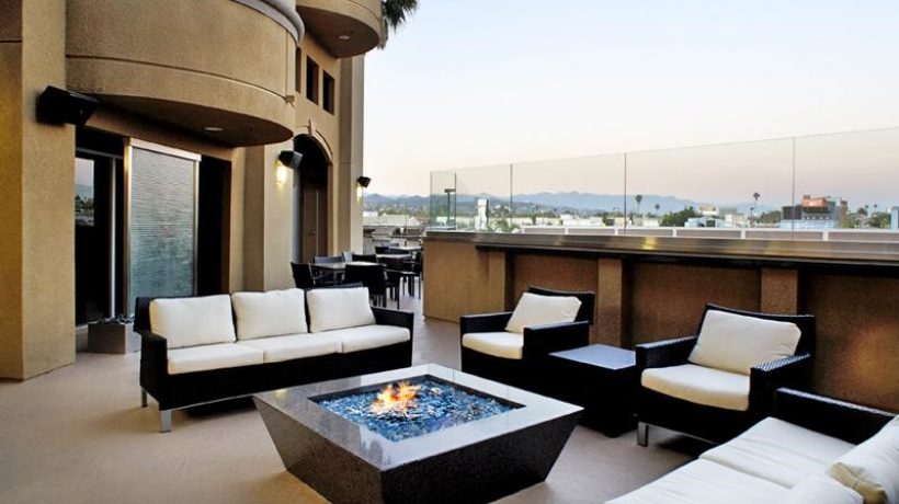  Identify the Finishing touches in interior design