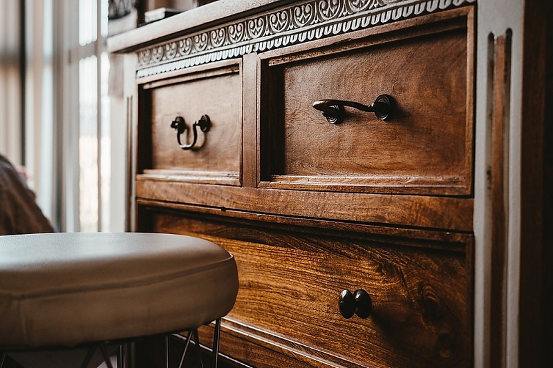 Tips for restoring old furniture