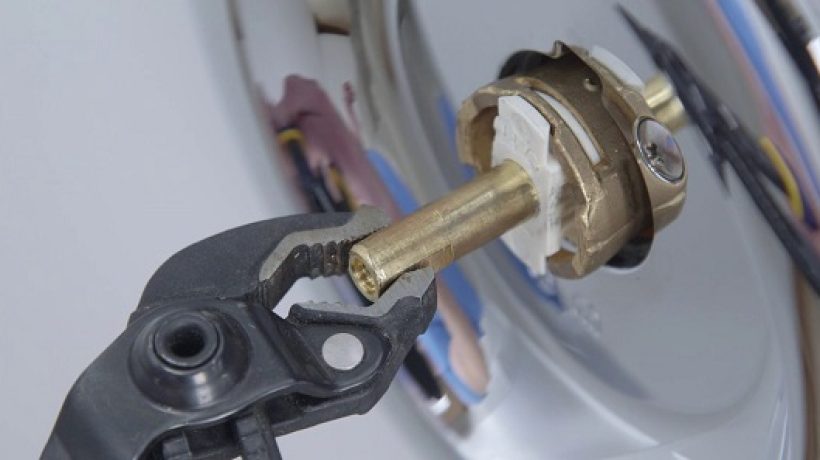 How to Identify a Shower Valve